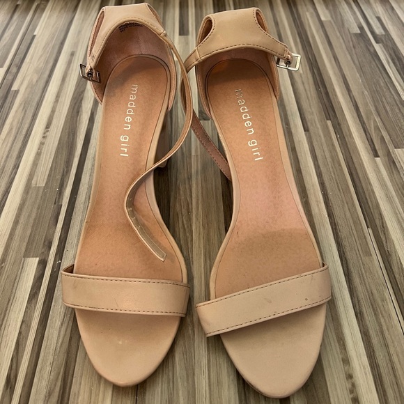 Madden girl BEELLA heeled sandals - nude (size 8) - Picture 2 of 4